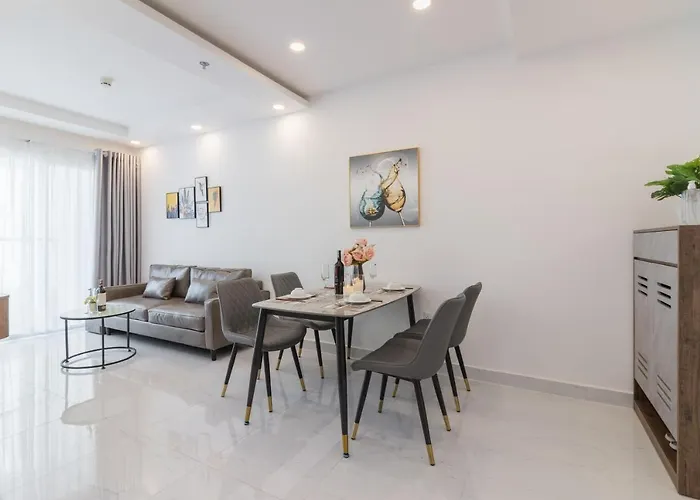 Big Promo 20% Luxury 2Br Apt - City Skyline View- Hot